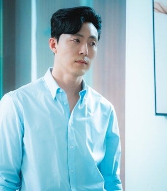 이무생, 염정아 향한 애틋 순애보…'로맨스 장인' 모먼트 (클리닝 업)