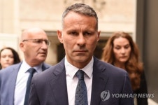 네빌이 실마리?...긱스 前 여친의 상사로 밝혀져 '눈길'