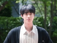방탄소년단(BTS) 진, 메이플 스토리 티저 영상 공개…출근 용사 김석진