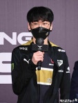 공약 예고한 도란 최현준 T1 제우스, 퍼스트 탑 맞아…그런 선수를 결승서 꺾겠다 [결승 미디어데이]