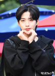 원어스 시온 달님에게 보낸다[엑s HD포토]