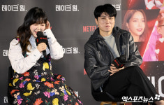 악뮤 이수현 테이크 원 선택의 이유? 감독님을 까먹었네~[엑s HD포토]