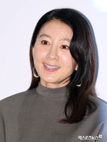 김희애, 29년째 '어린이에게 새 생명을' MC '선한 영향력' [공식입장]