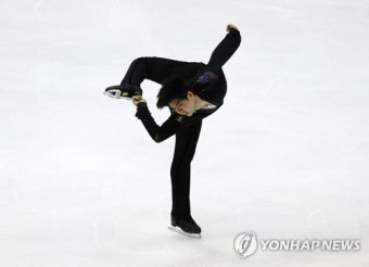 차준환, 그랑프리 NHK 트로피 쇼트 6위…파이널 진출 '먹구름'