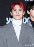 JO1 카와니시 타쿠미 강렬한 레드로 시선 집중[엑s HD포토]