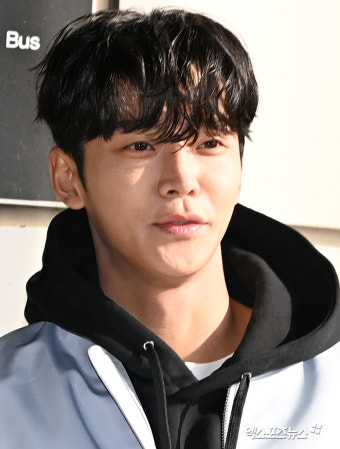 로운 '선글라스 벗고 훈남 얼굴 공개'[엑's HD포토]