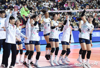 '김연경-레오 MVP' V리그 올스타전, 뜨거운 열기 속 화려한 피날레
