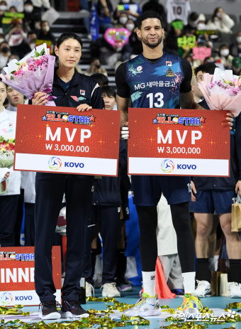 김연경-레오 '올스타전 빛낸 MVP'[포토]