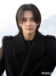 세븐틴 정한 놀랍게 잘생김[엑s HD포토]
