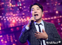 임창정 오랜만에 겨울에 발매한 앨범[엑s HD포토]