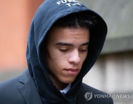 맨유 여성팀+서포터즈, 그린우드 복귀 결사 반대…다신 안 봤으면