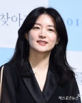 이영애, 70대 남편과 포착…'재산 2조원' 정호영 누구? [엑's 이슈]