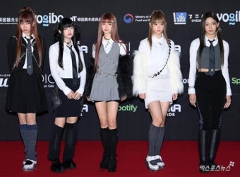 뉴진스 'Hype boy', 금영노래방 아이돌 차트 1위…'Ditto'·'OMG'도 랭크