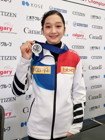 김연아 이후 '첫 금' 도전…신지아, 주니어세계선수권 여자 쇼트 2위