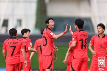 김은중호, 두 골 '펑펑'…U-20 아시안컵 오만전 2-0 리드 (전반 종료)
