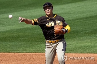 2G 연속 침묵 김하성, 시범경기 타율 0.269...최지만도 무안타 1볼넷