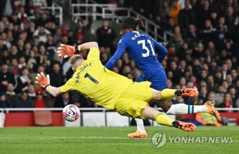 ‘외데고르 멀티골’ 아스널, 첼시 3-1 제압…선두 재탈환+5경기 만에 승리 [PL 리뷰]