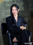 이솜 매력 넘치는 미소[엑s HD포토]