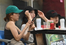 롯데잠실랑방컬렉션.정유미 | 잠실야구장 찾은 정유미 '돋보이는 미모'[엑's HD포토]