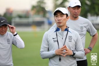 U-17 월드컵 본선행 일궈낸 변성환 감독…