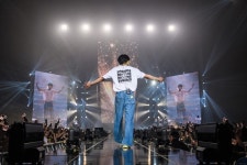 MD 직접 사고 뿌리고…이승윤 콘서트, 