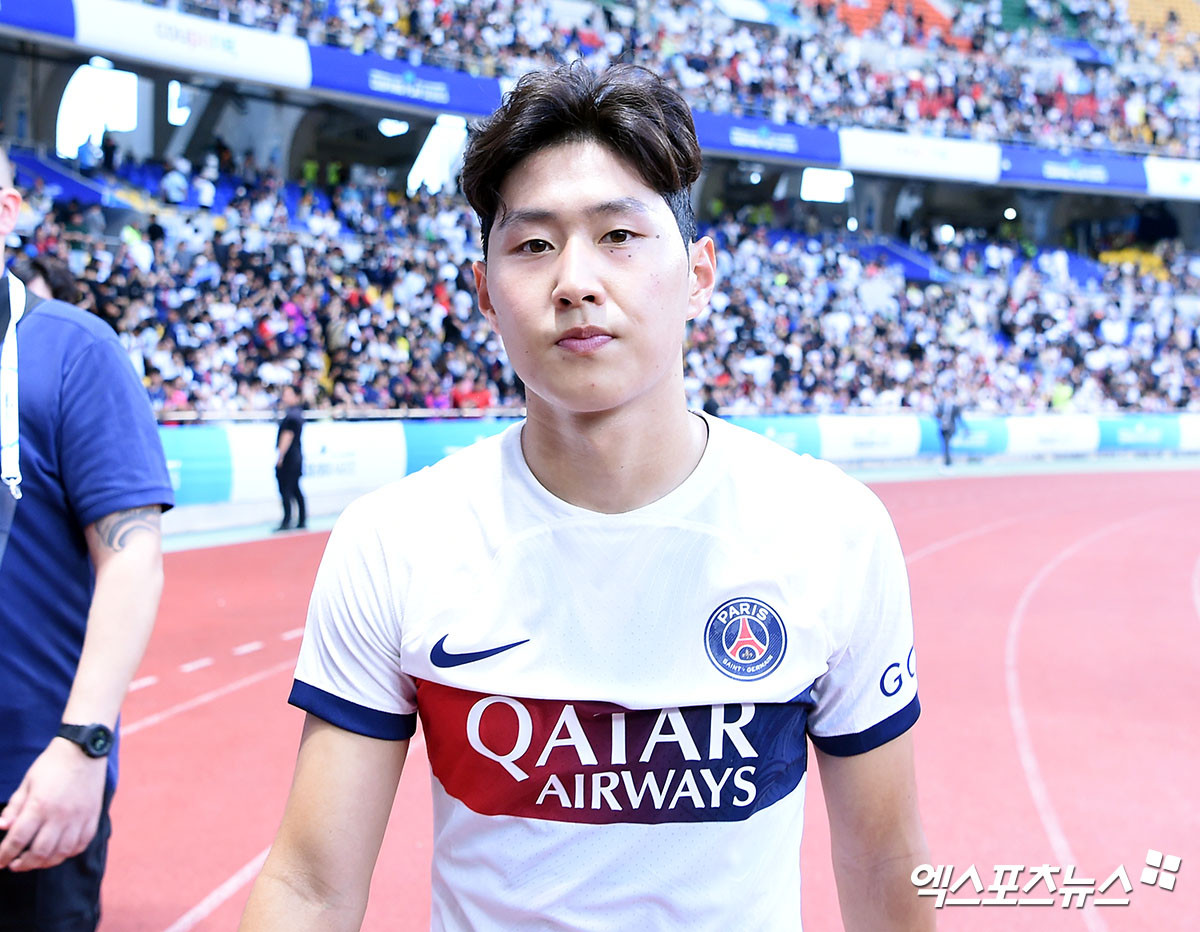 이강인, PSG와 함께 했어요: 유럽 무대 트레블 달성!