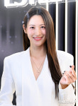 수현 찰나의 하트[엑s HD포토]