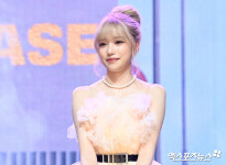 "만족도 최상"…조유리, 