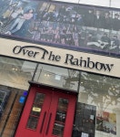 마마무도, 카라도 만남의 광장…하나된 RBW [우리 카페 와봤니?③]