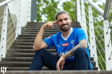 이강인과 정들자 이별 네이마르, 새 팀 알힐랄에 슈퍼카8대+사우나 3개 내놔!!