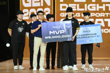 쵸비 정지훈, 2023 LCK 서머 파이널 MVP[포토]