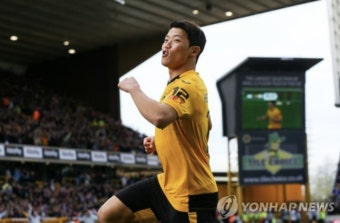 또 쓰러진 황희찬, 7년간 16차례 부상+질병…햄스트링 5번→'고통의 질주'