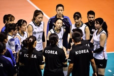 한국 여자배구, 아시아선수권서 '약체' 베트남에 풀세트 끝 '충격 역전패'
