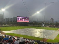 또 비야? 광주 롯데-KIA전, 우천으로 지연…7시 10분 개시 예정 하긴 한다!