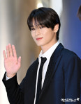 더보이즈 주연 손 인사 하나로 여심 흔들[엑s HD포토]