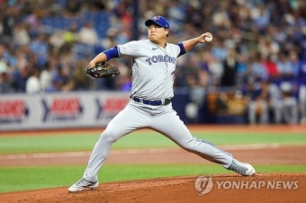 매 이닝 출루 허용+3피홈런…류현진 특유의 '정교한 제구'가 실종됐다