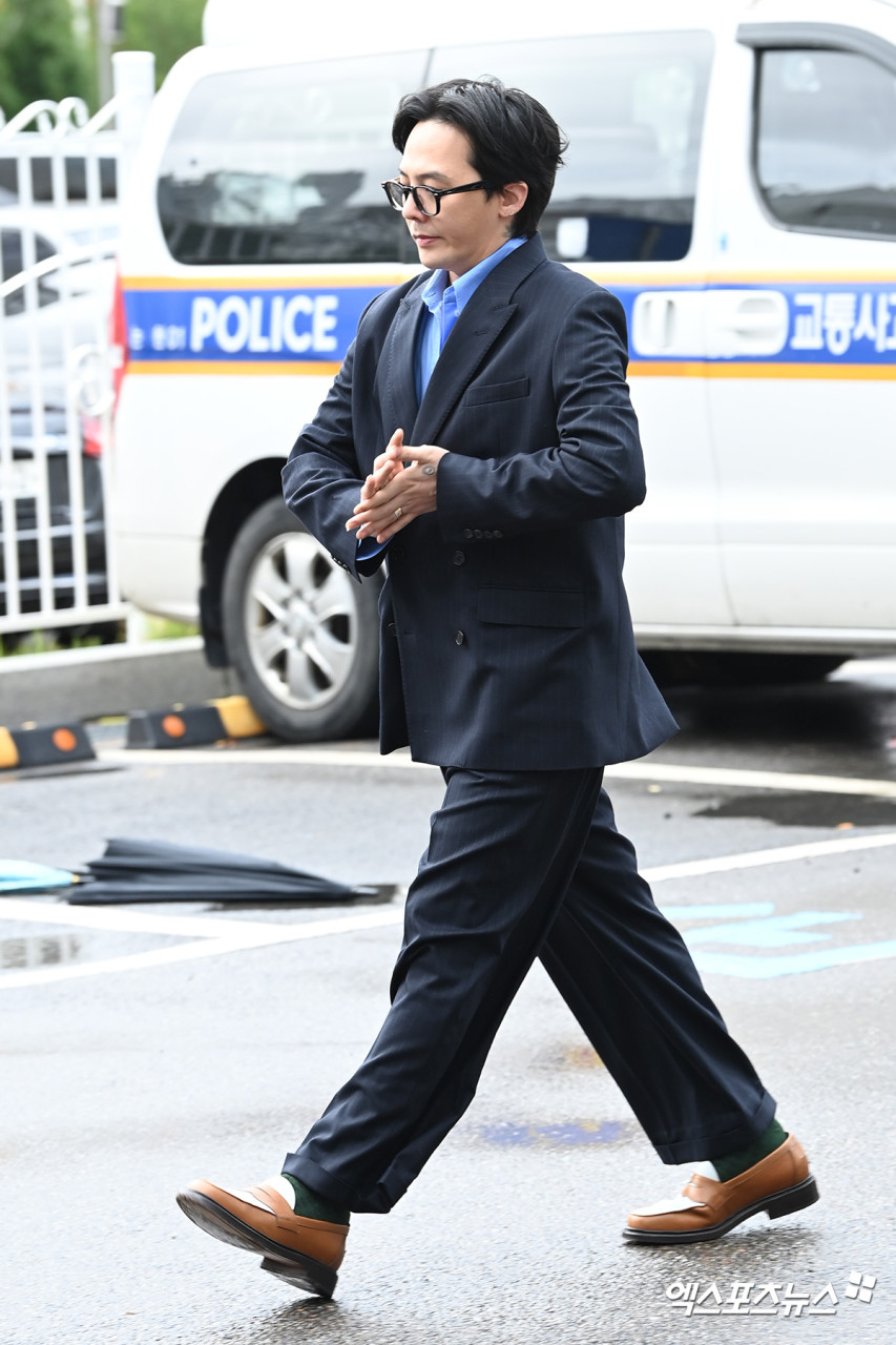 지드래곤, 마약 무혐의 처분에 대한 솔직한 태도 논란 확산