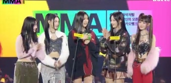 '대상 2관왕' 뉴진스, 민희진 대표 향한 감사 '울먹' [MMA 2023]