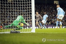손흥민, 전반 6분 만에 시즌 9호골 작렬→2분 뒤 자책골…토트넘-맨시티, 1-1로 다시 시작 (전반 23분)