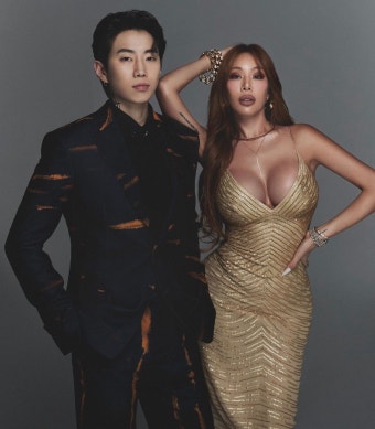 제시, 박재범과 불화설 정면돌파→18주년 자축…엄정화도 '응원' [엑's 이슈]