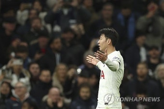 손흥민 시즌 11호골 터졌다!→MOM까지 품 안에…토트넘은 에버턴 2-1 제압+신바람 3연승