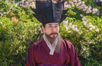 김상중, 4년만 안방극장 