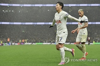 '득점으로 새해인사' 손흥민…