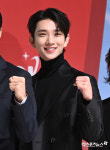 세븐틴 조슈아 아름다운 꽃미소[엑s HD포토]