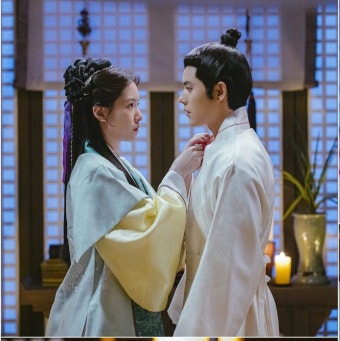 '고려거란전쟁' 김동준X하승리, 침소 초밀착 눈맞춤 포착 '미묘한 분위기'