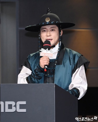 김대호, 진행 실수에 이하늬·이기우 '등장'…진땀 (밤피꽃)[엑's 현장]
