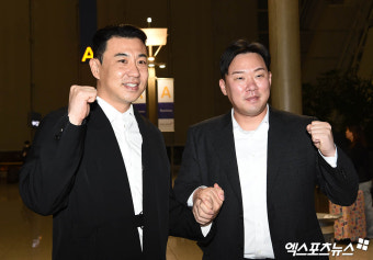 김강민-안치홍 '한화 이글스 파이팅'[포토]