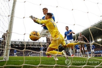 토트넘 아직 멀었다…1~4부리그 합쳐 '1위 굴욕' 뭐길래