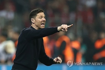 '무패 돌풍' 알론소, 클롭 후임으로 리버풀 가나...레버쿠젠은 '죽어도 못 보내'