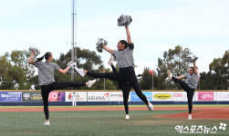 멜버른 에이시스 댄스 크루의 멋진 공연[포토]